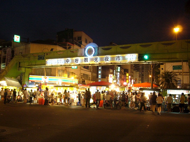 中坜观光夜市 摄影：劉曉雯