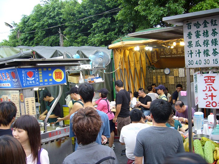 中坜观光夜市 摄影：劉曉雯