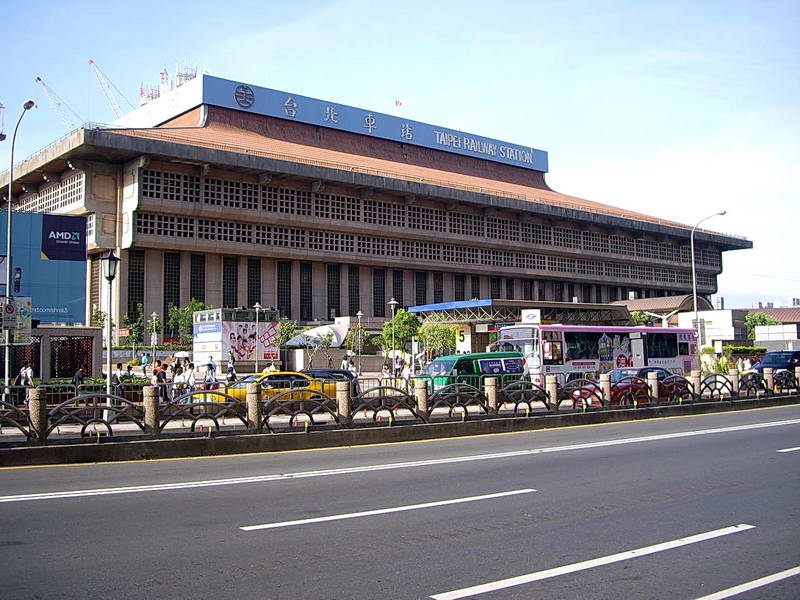 从忠孝西路看台北车站 摄影：老山羊部落格