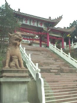 宫前石梯 摄影：郭香妙