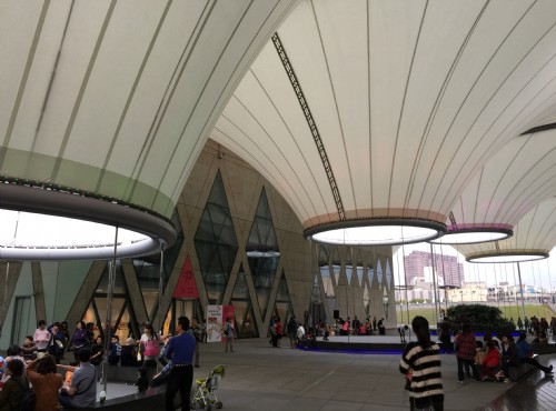 高雄旅遊。無拘束的藝文天地