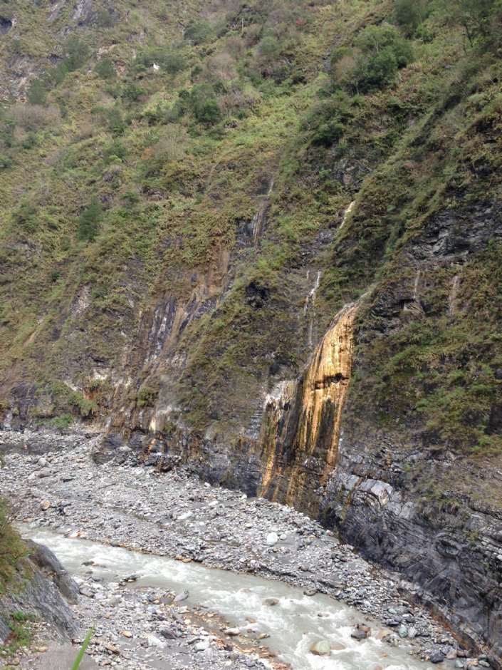 雾鹿温泉源头 摄影：林錦萍