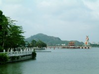 远照莲池潭<br/> 摄影：吳浚騰