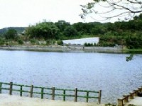 美丽湖景<br/> 摄影：呂玫瑢