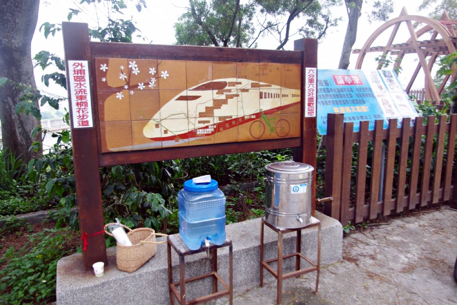 高铁观景台 摄影：Eva隨手拍
