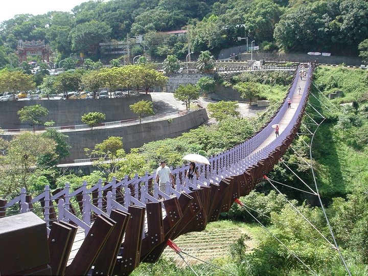 白石湖吊橋 攝影：陳美吟
