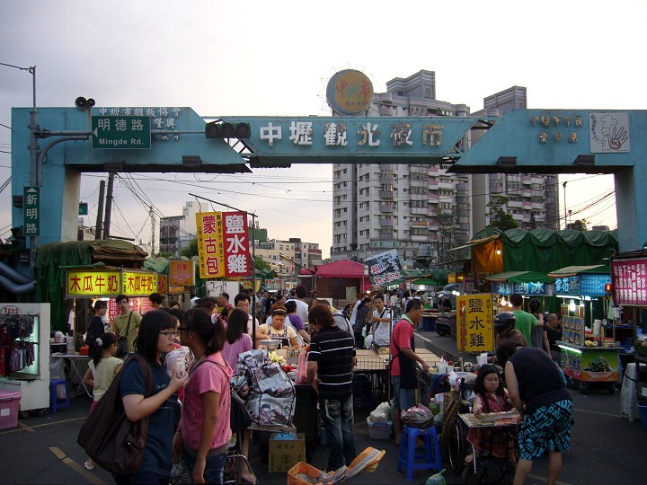 中坜观光夜市 摄影：劉曉雯