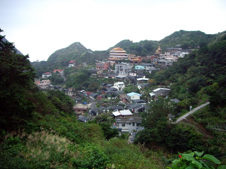遠眺山景 攝影：Eva隨手拍