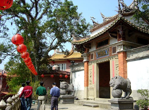 獅頭山-寺廟入口
