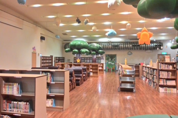 阅览室 摄影：新北市立圖書館