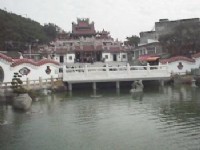 观音池与观音寺<br/> 摄影：郭香妙