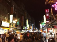 艋舺夜市<br/> 摄影：陳皮梅