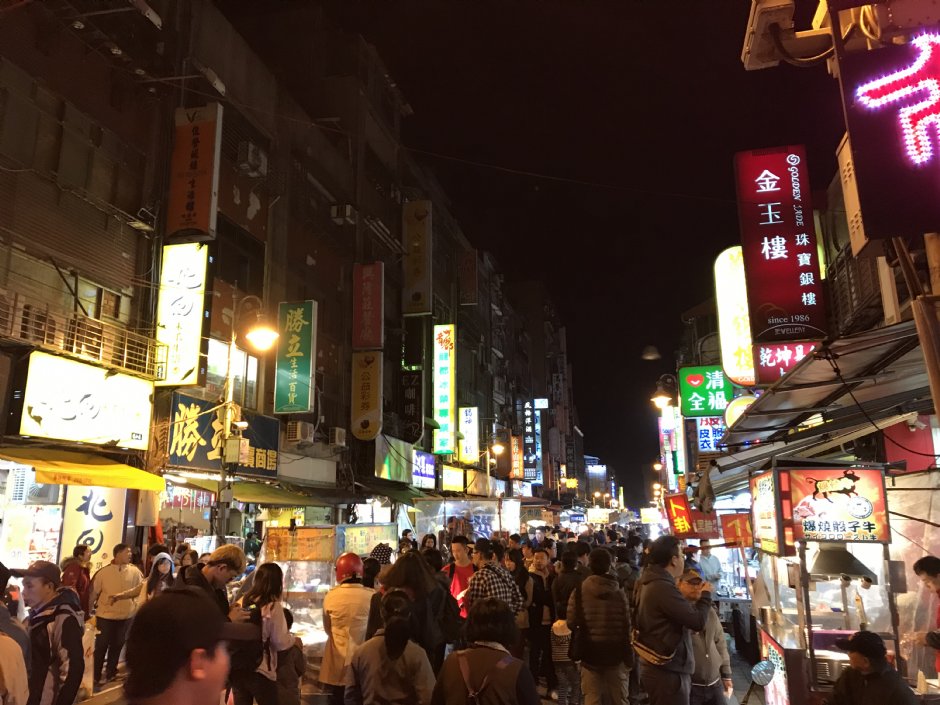 艋舺夜市 摄影：陳皮梅