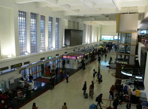 台北国际航空站(松山机场)-由候机室俯看机场大厅