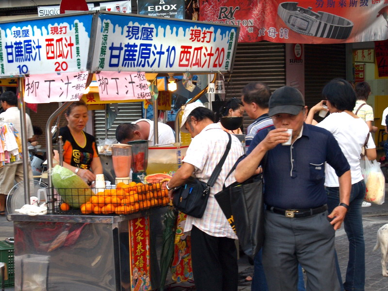 广州街夜市著名冰果店 摄影：amo