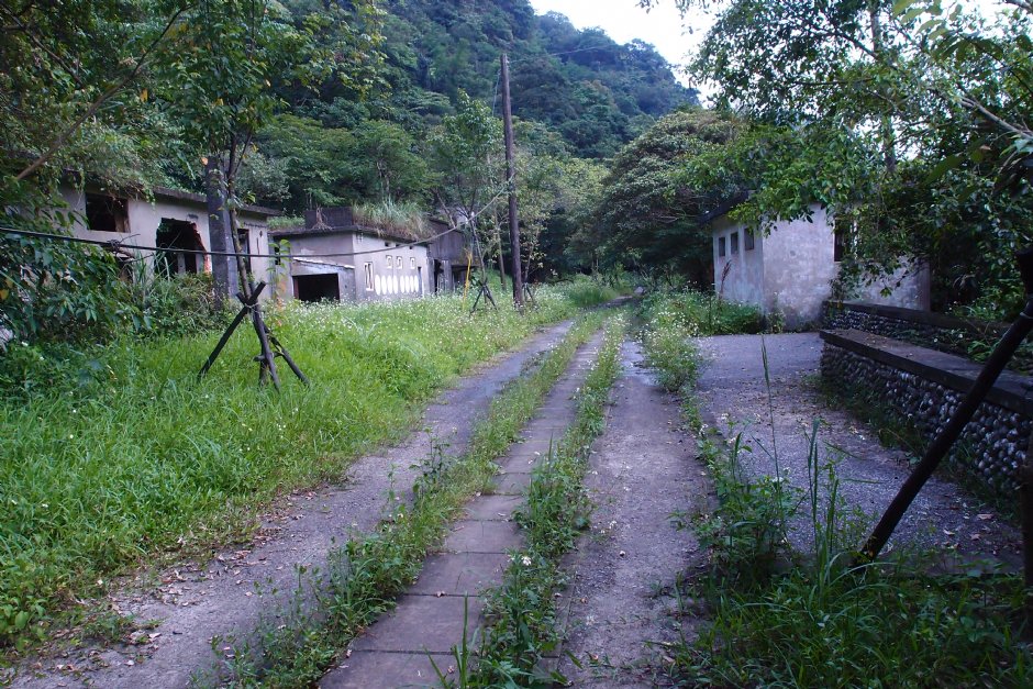 往复兴坑路上 摄影：xcatx