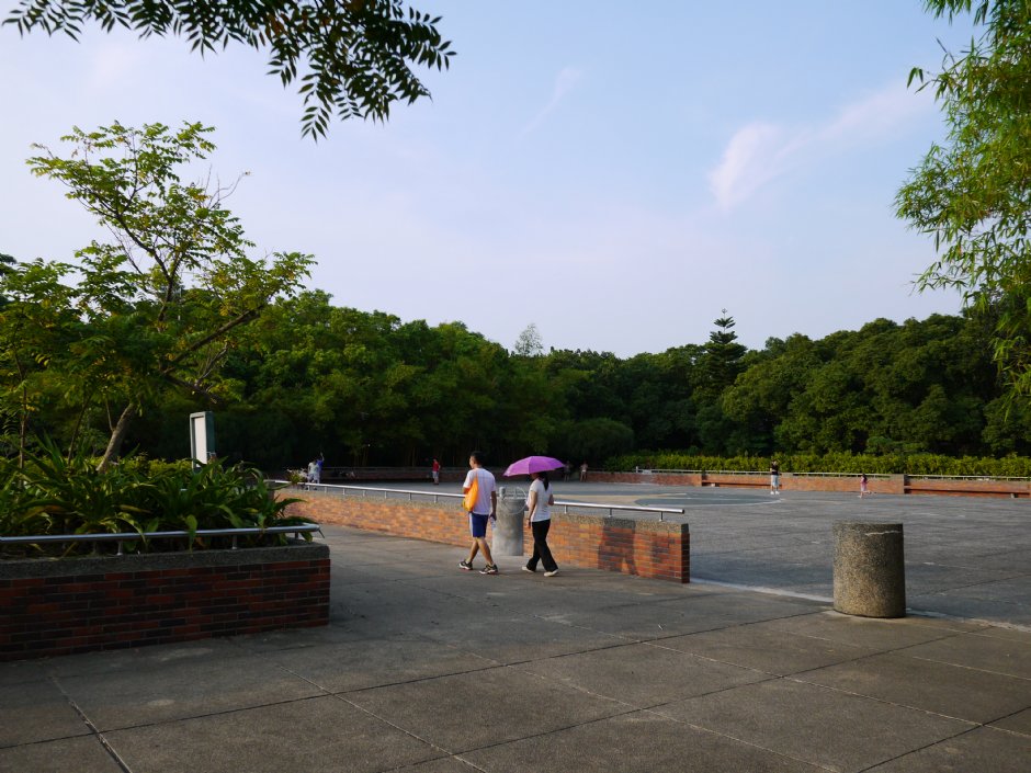 高雄都会公园 摄影：三個井